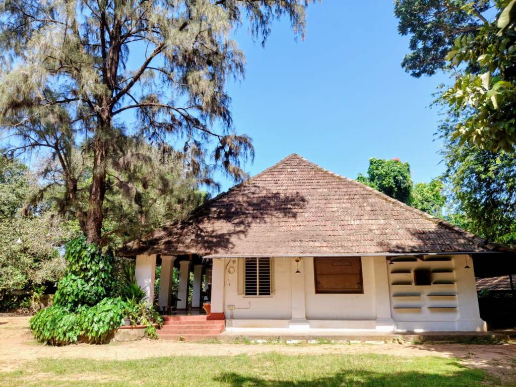 The heritage building, Parambarya, was converted into 8 Point Art Cafe.