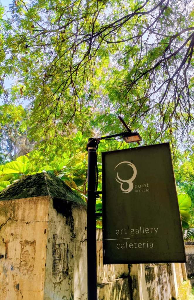 8 Point Art Cafe: Art Gallery and Cafeteria.