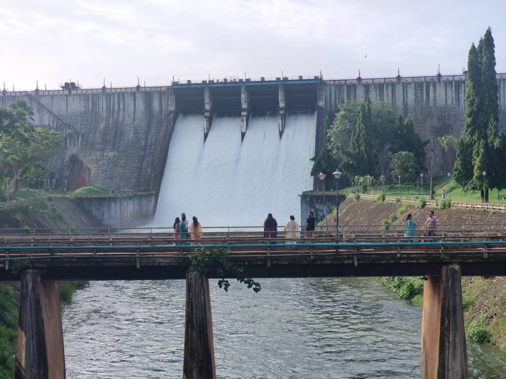 Neyyar Dam - all four shutters open