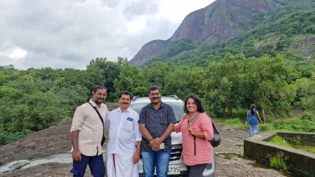 Amboori - Our team of guides