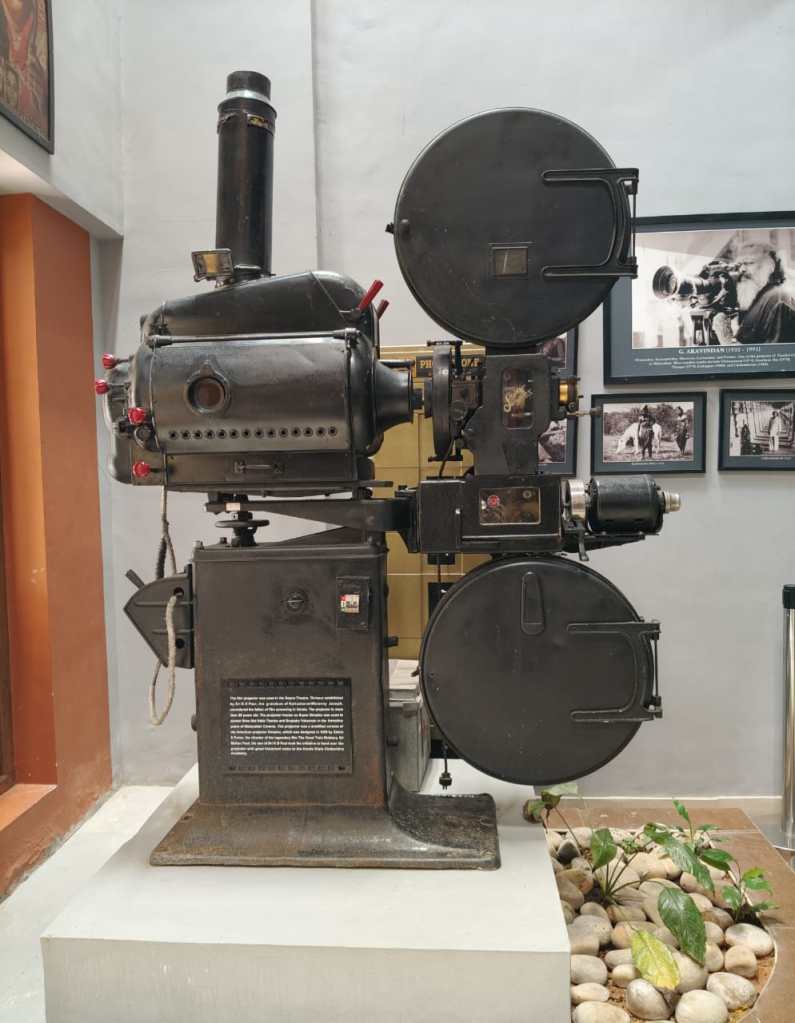 Super Simplex Film Projector used in the Sapna Theatre in Thrissur. It was used to screen movies such as Nalla Thanka and Snapaka Yohannan during the formative years of Malayalam Cinema.